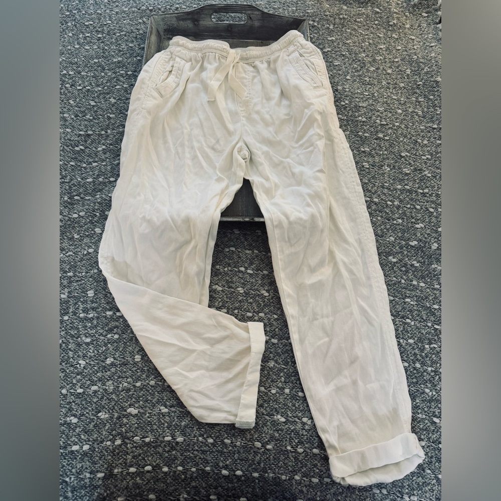 Primark, white cotton loose straight-leg capris, stretchy, size S